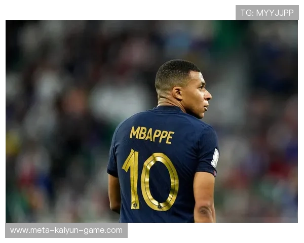 世界杯姆巴佩禁区内抢点屡次威胁终成破门