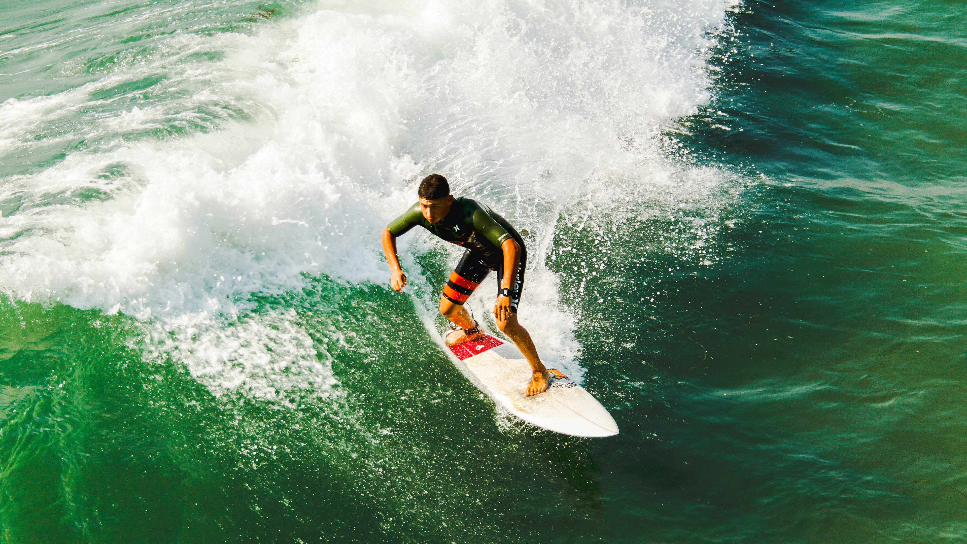 开云官网入口-从校园走向职业的篮球人生，良好的校园篮球文化